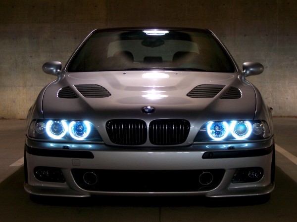 BMW e39 angel eyes